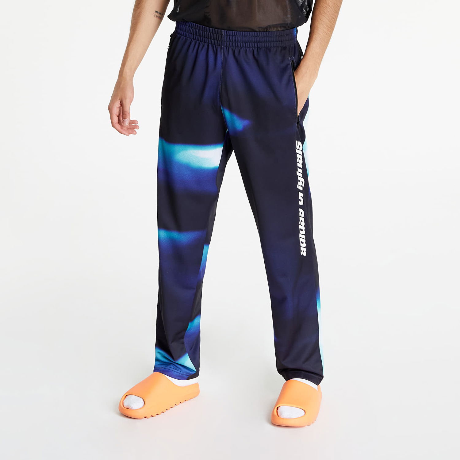 Спортни панталони adidas Performance Graphics Yung Z Sweatpants Черно | HC7175, 0