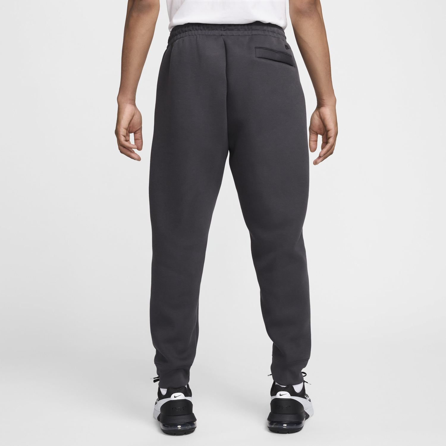 Спортни панталони Nike Tech Fleece Pants Черно | FZ7593-060, 1
