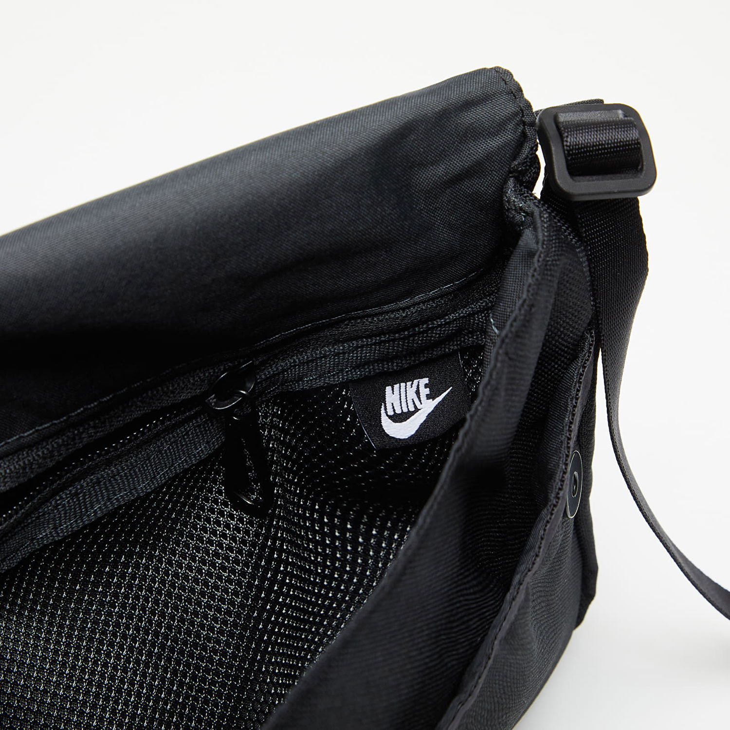 Чанта през рамо Nike Sportswear Revel Crossbody Bag Черно | CW9300-010, 1