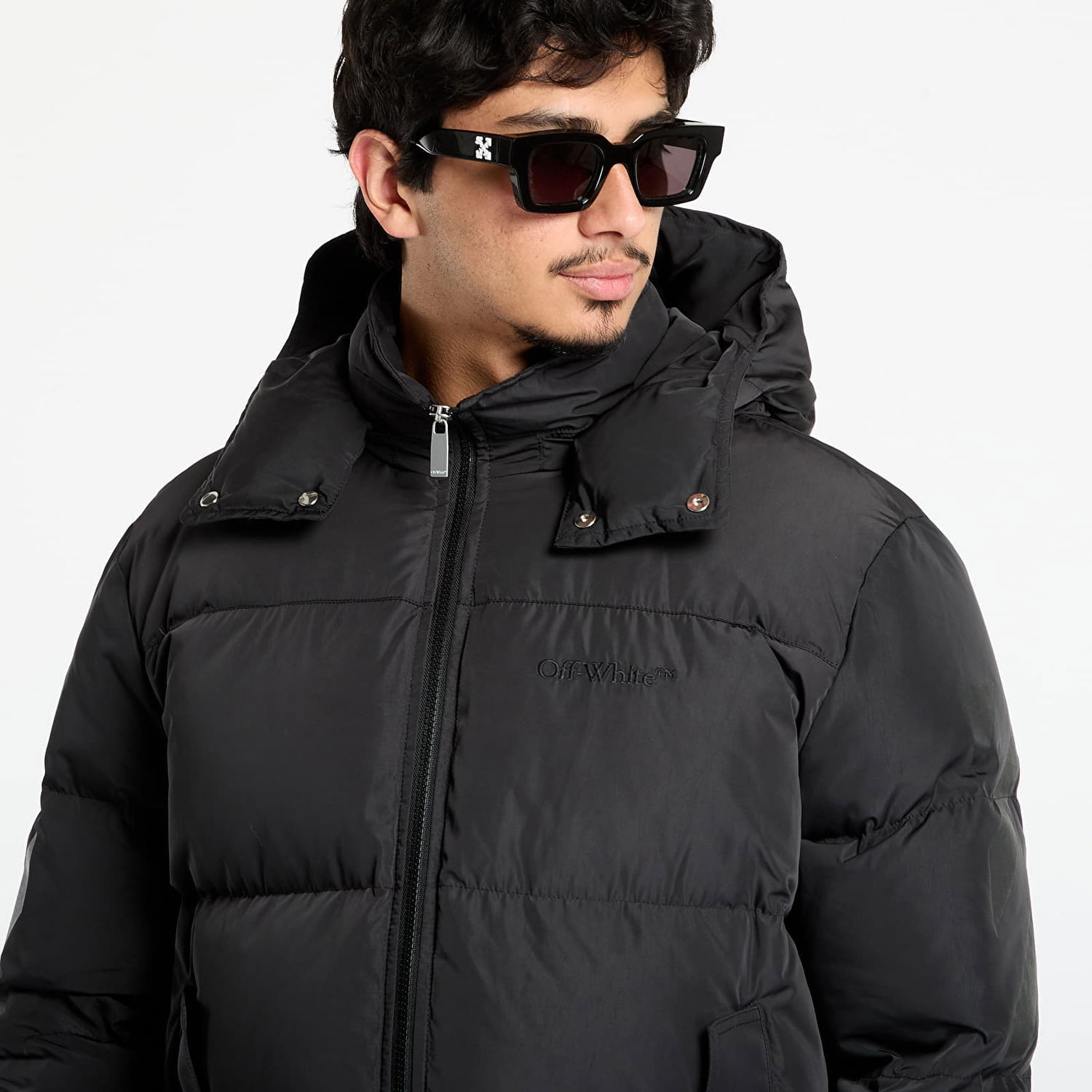 Пухо яке Off-White Diag Arrow Down Jacket Черно | OMED066F25FAB0011010, 1