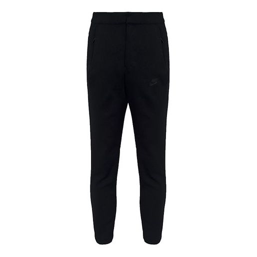 Спортни панталони Nike Nike Athleisure Cropped Pants Черно | 861680-010