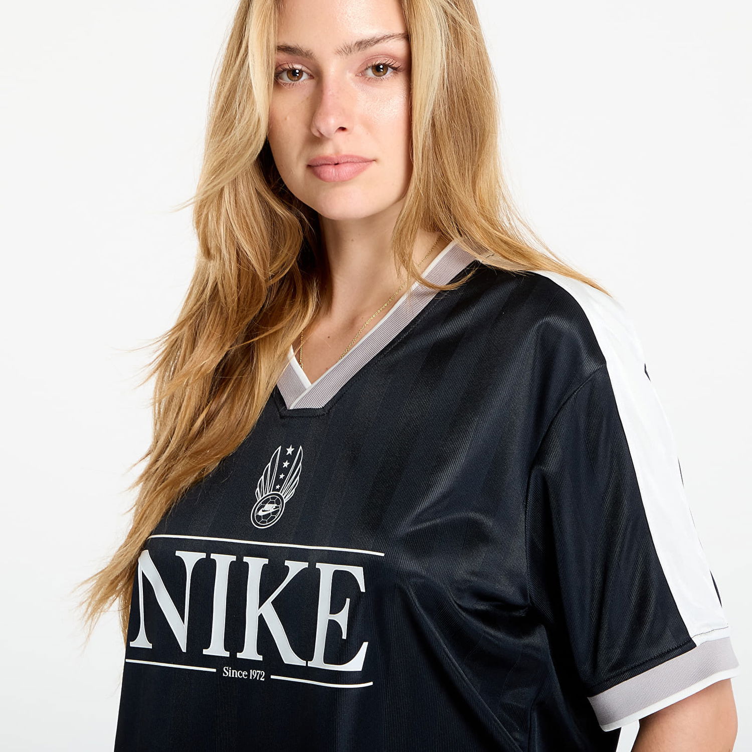 Фланелка Nike Sportswear Women's V-Neck Jersey Top Черно | IH8504-010, 1