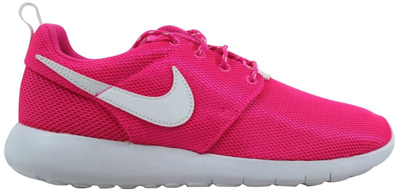 Кецове и обувки Nike Roshe One Розово | 599729-611