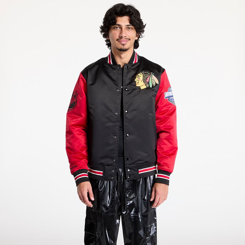 Яке бомбър Mitchell & Ness Primetime Heavyweight Satin Blackhawks Jacket Черно | JK8077-CBHBLCK