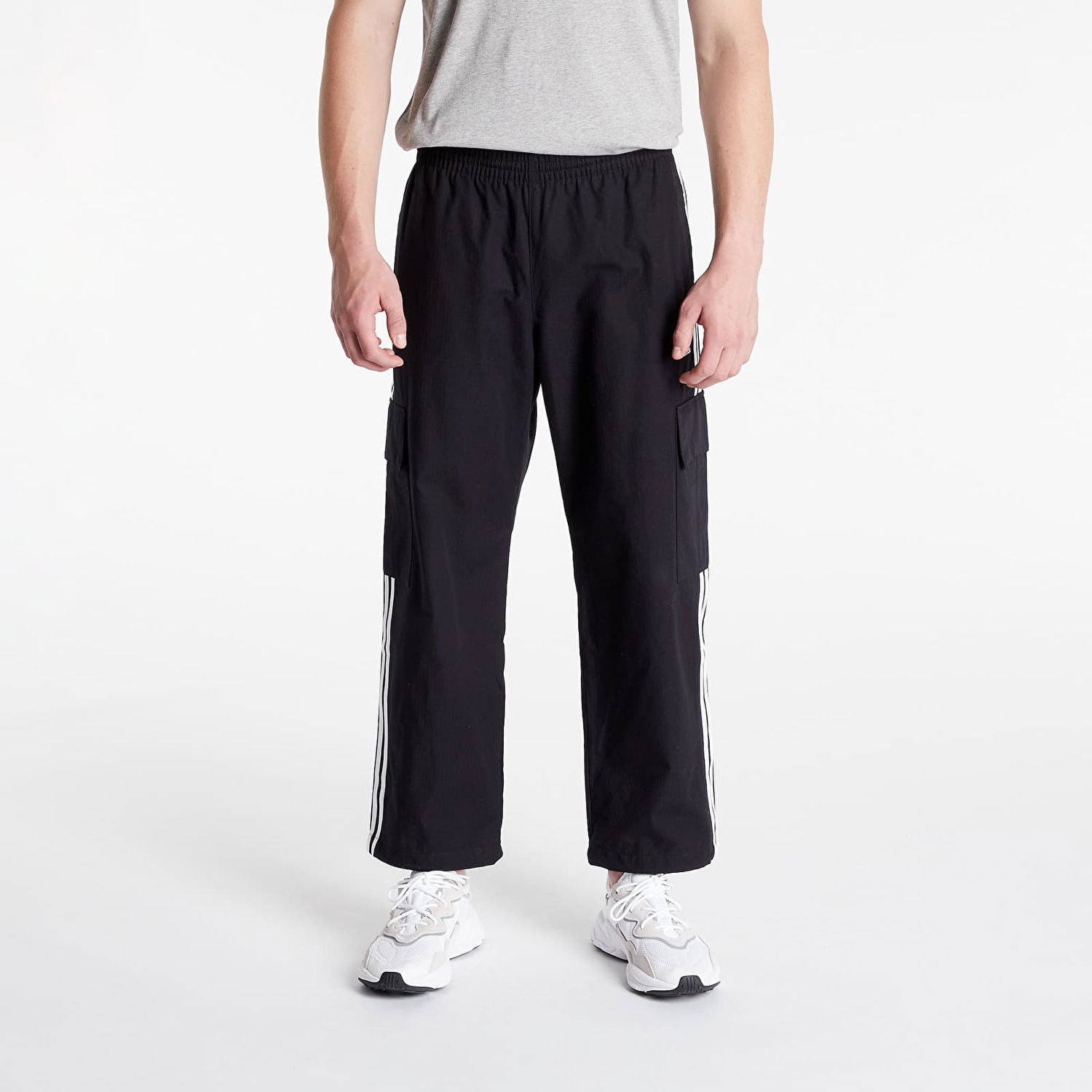 Карго панталони adidas Originals 3-Stripes Cargo Черно | H09117, 0