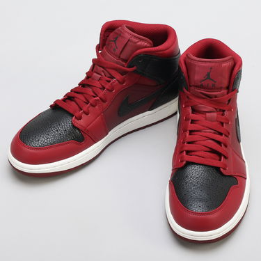 Кецове и обувки Jordan Air Jordan 1 Mid "Reverse Banned" Червено | 554724-601, 2