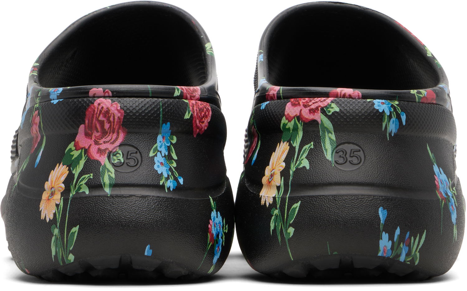 Кецове и обувки Balenciaga Balenciaga Crocs Edition Floral Pool Slides Черно | 677389W1S8G, 1