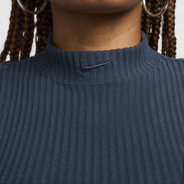 Съкратен топ Nike Sportswear Chill Knit Тъмно синьо | FN3677-478, 3