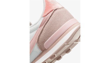 Кецове и обувки Nike Internationalist W Сиво | DR7877-100, 3