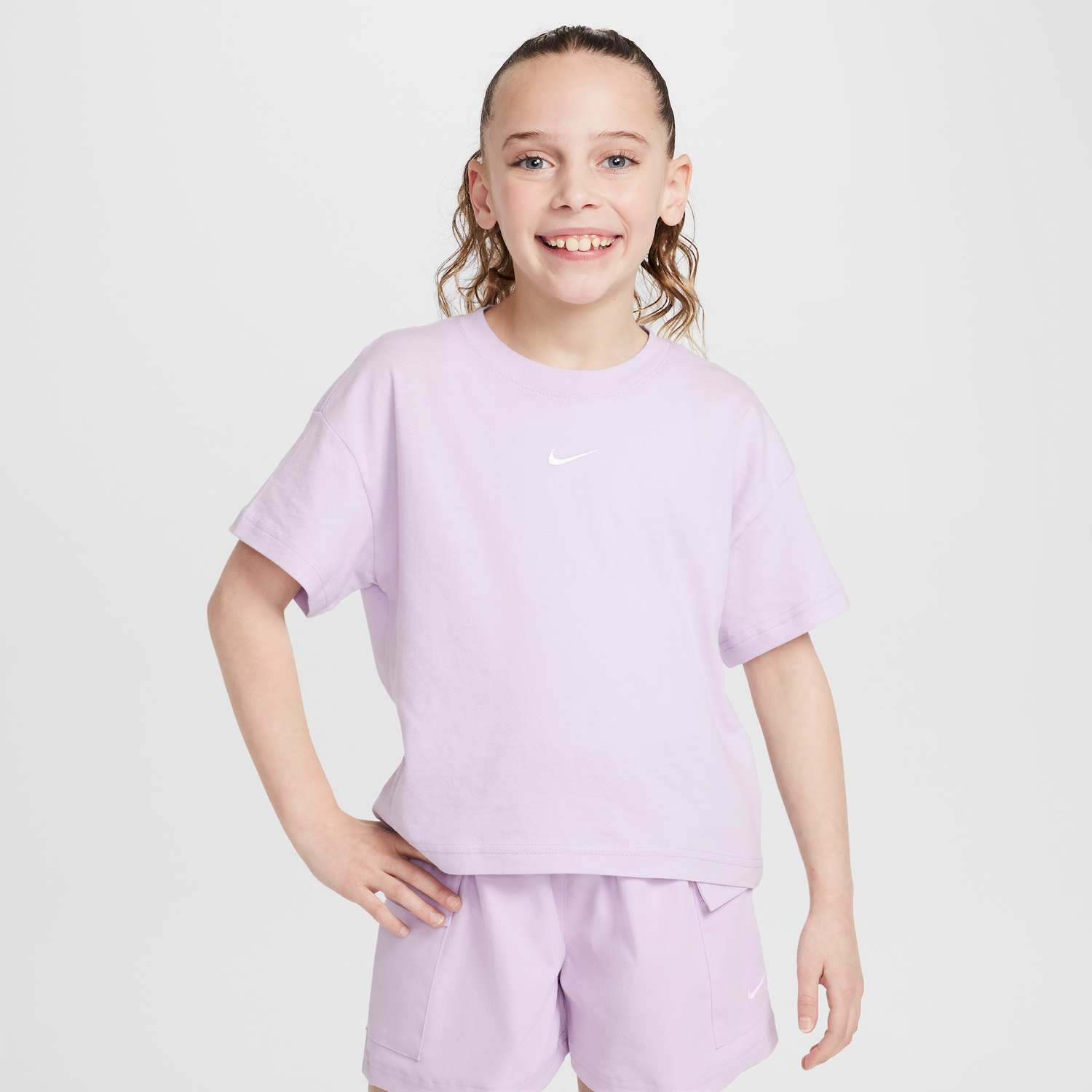 Съкратен топ Nike Nike Sportswear Essential T-Shirt Лилаво | FZ5559-537, 0
