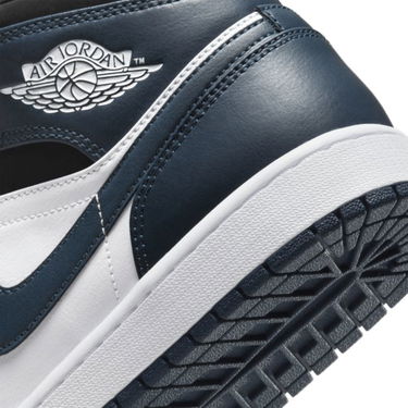 Кецове и обувки Jordan Air Jordan 1 Mid "Armory Navy" Синьо | 554724-411, 2