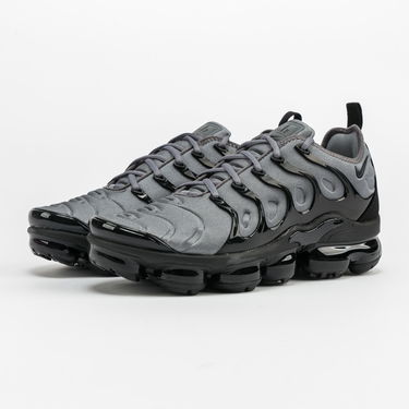Кецове и обувки Nike Air Vapormax Plus Сиво | CK0900-001, 1