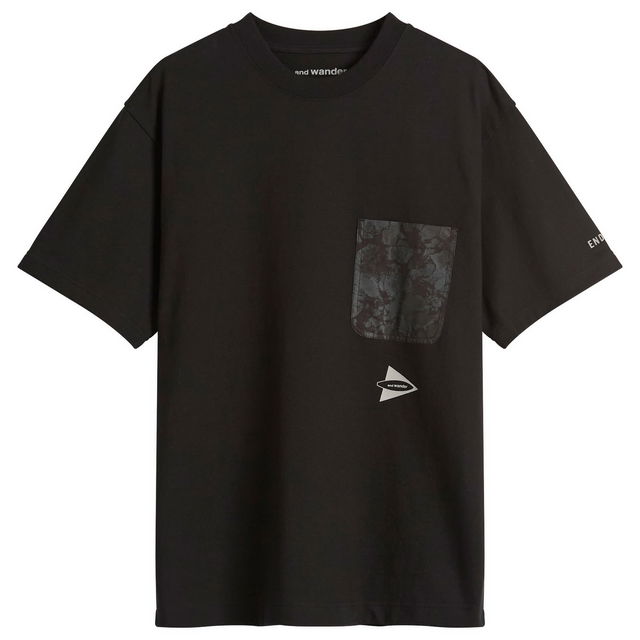 and wander Print Pocket T-Shirt, Size Large