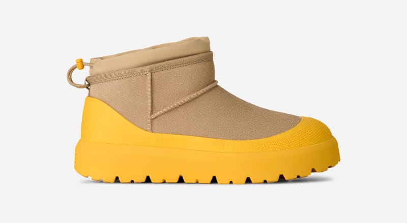Кецове и обувки UGG Classic Ultra Mini Weather Hybrid Boot Бежово | 1174196-MMM