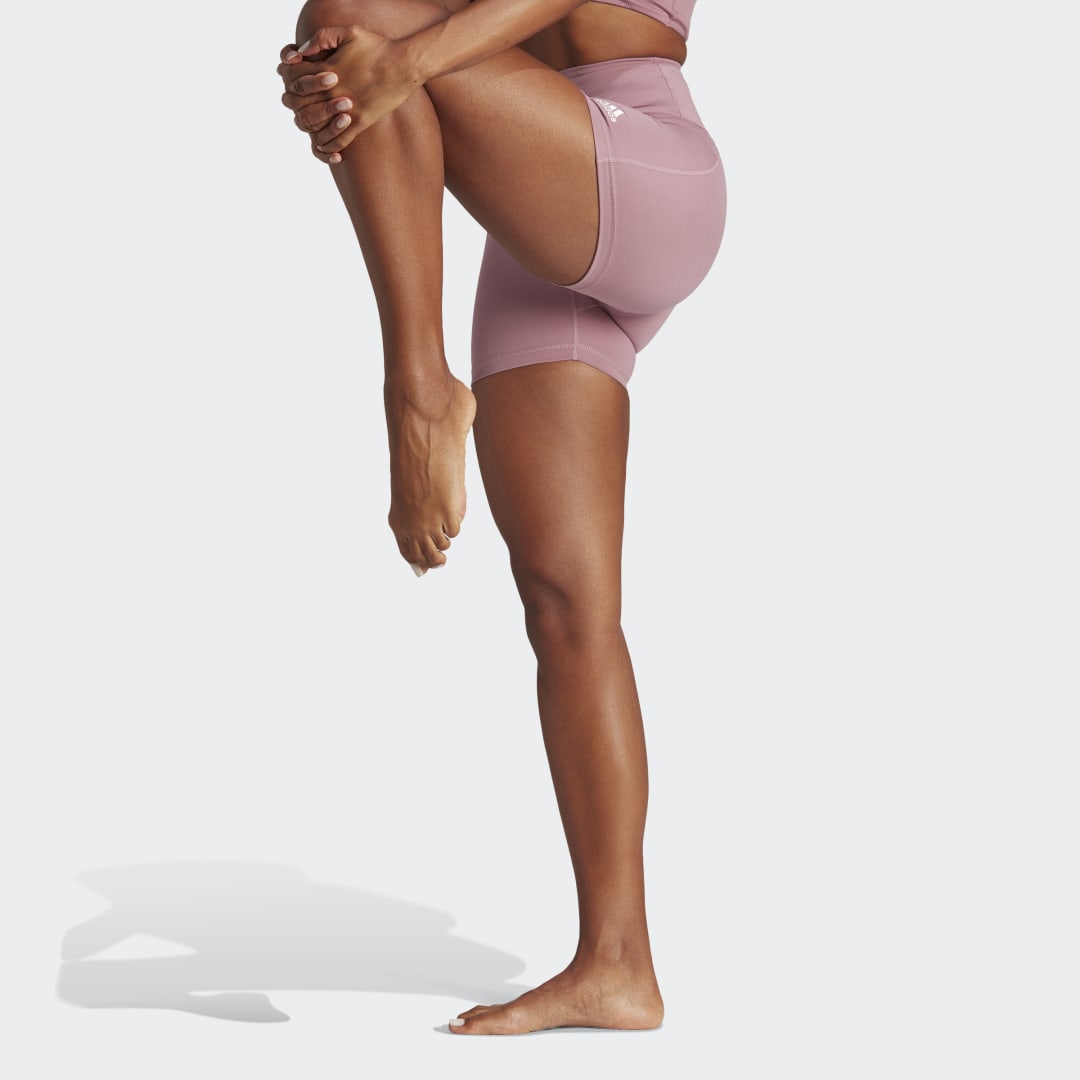 Къси панталони adidas Originals Yoga Essentials High-Waisted Short Leggings Розово | IJ9352, 1