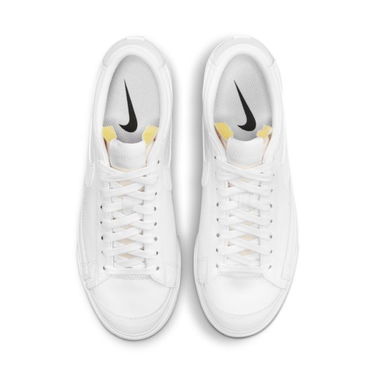 Кецове и обувки Nike Blazer Low Platform W Бяло | DJ0292-100, 2
