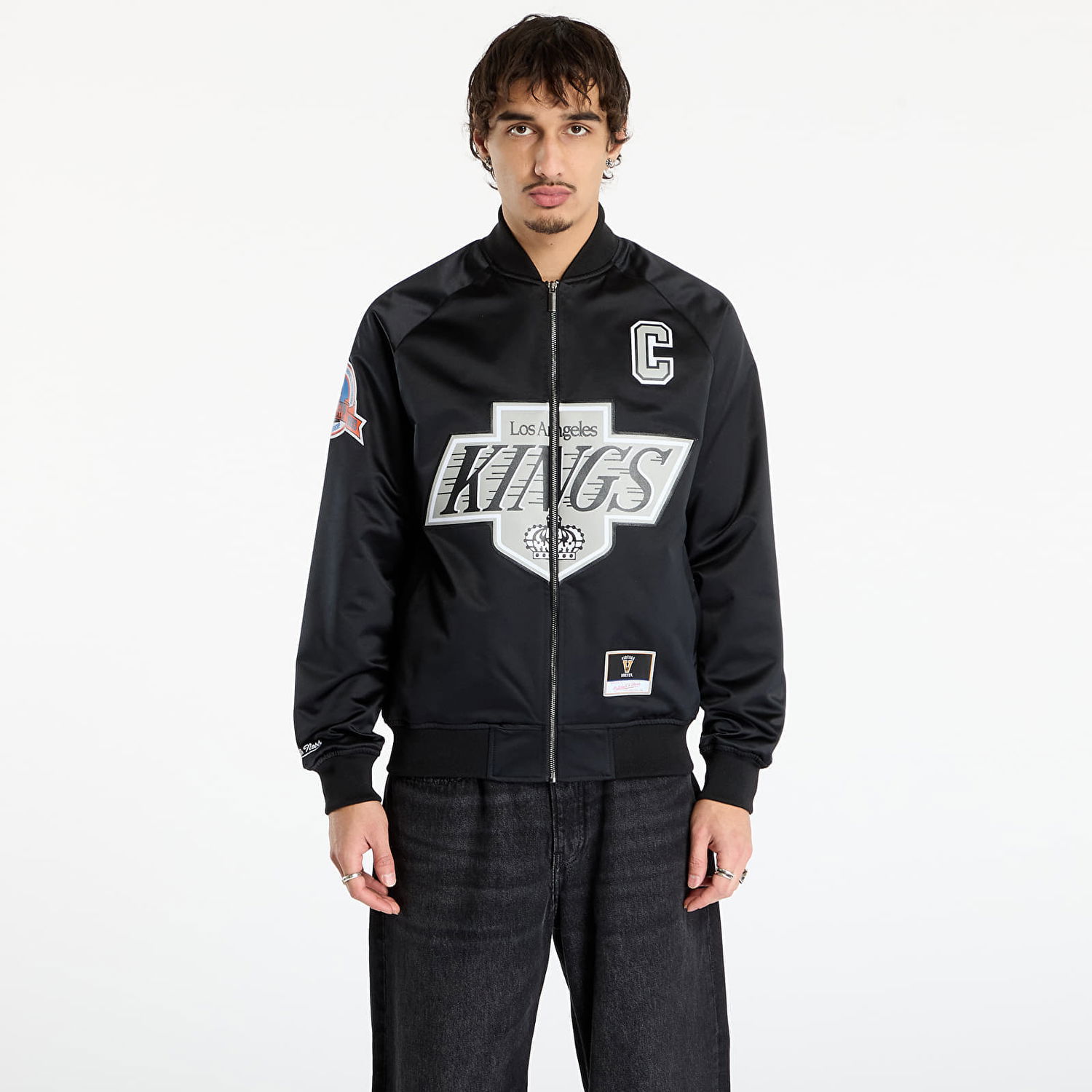Яке бомбър Mitchell & Ness NHL Maxxed Out Satin Jacket Kings Wayne Gretzky XL Черно | JK11279-LAKBLCK, 0