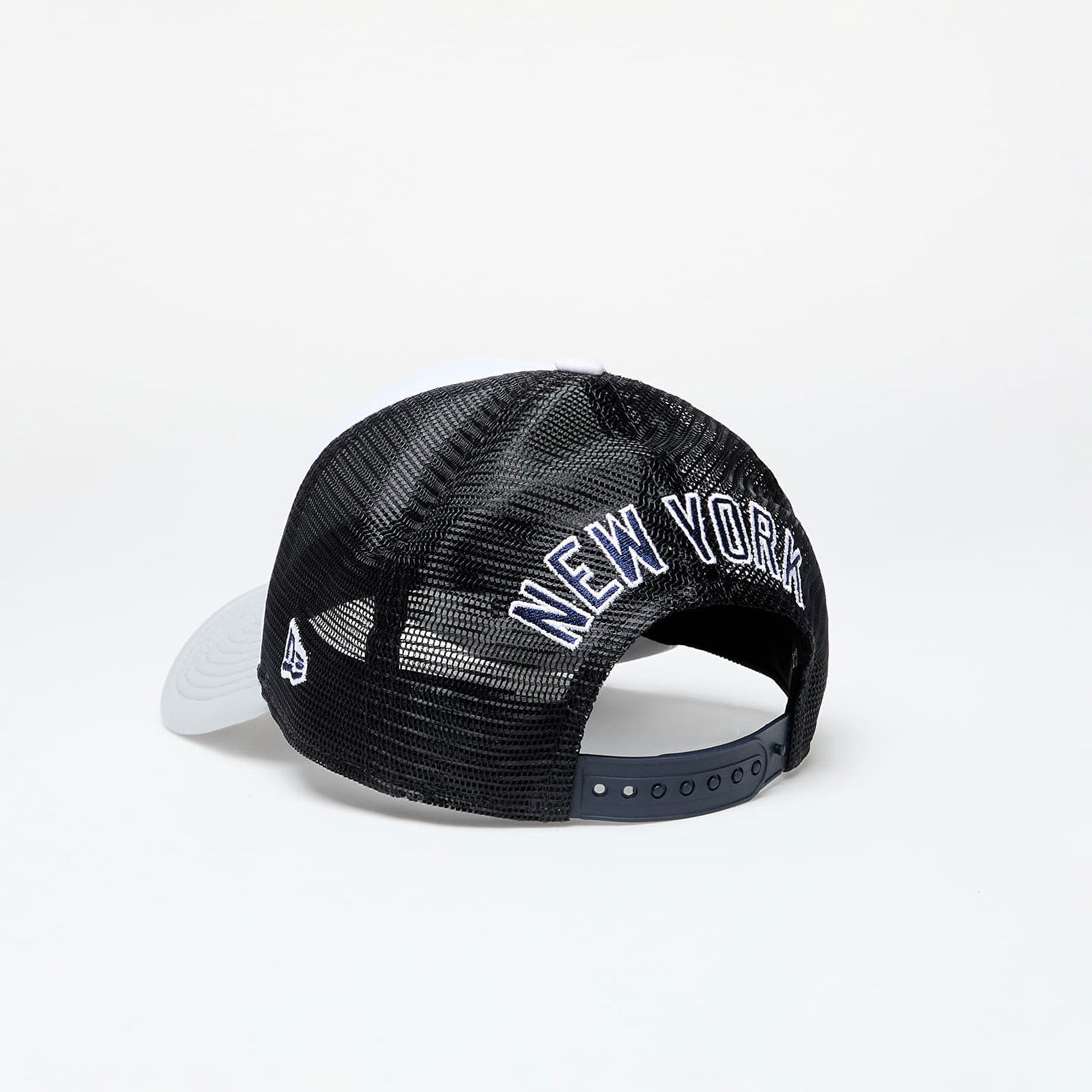 Шапка с козирка New Era Cap New York Yankees 9Forty Trucker Gray/ Navy Бяло | 60503531, 1