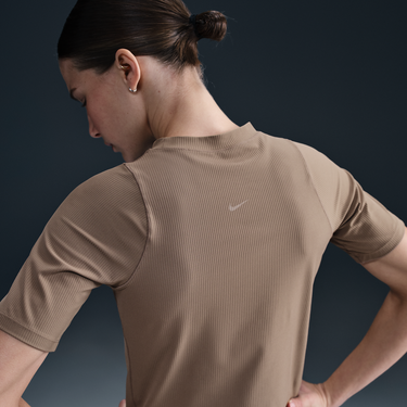 Тениска Nike Dri-FIT Short Sleeve Ribbed Tee Кафяво | HF2772-233, 1
