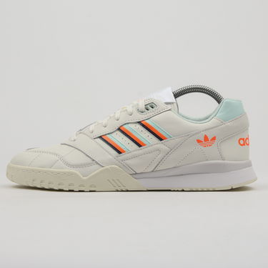 Кецове и обувки adidas Originals A.R. Trainer Бяло | D98157, 1