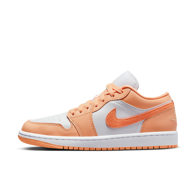 Кецове и обувки Jordan Air Jordan 1 Low "Sunset Haze" W Оранжево
 | DC0774-801, 0