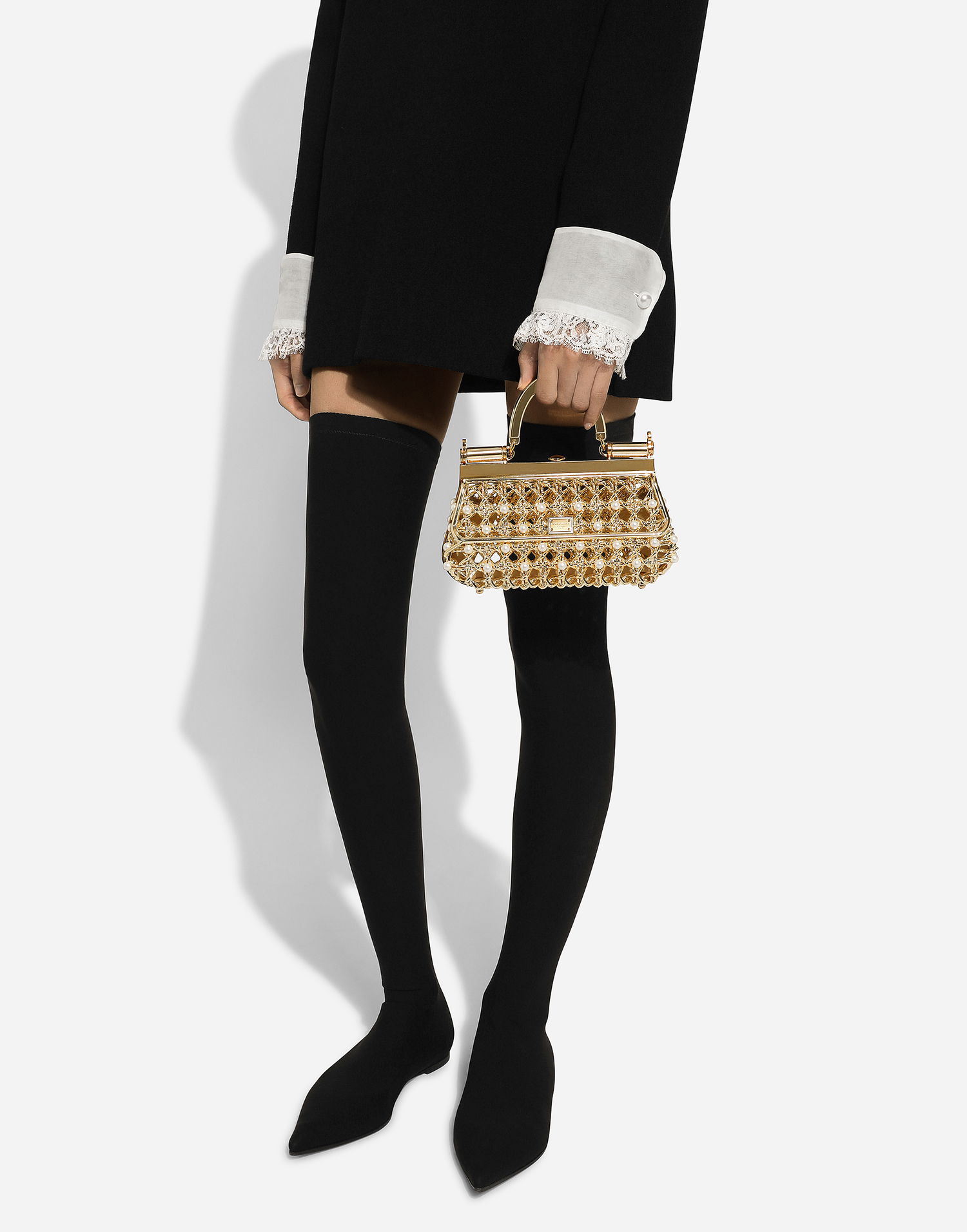 Дамска чанта Dolce & Gabbana Dolce & Gabbana Woven Pearl Embellished Top Handle Bag Металик | BB7618AV60189329, 1