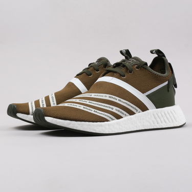 Кецове и обувки adidas Originals White Mountaineering x NMD_R2 Primeknit "Olive" Кафяво | CG3649, 1