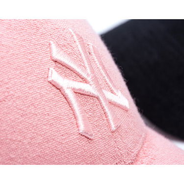 Шапка с козирка New Era New Era MLB Smooth & Mesh 9FORTY NY Yankees Adjustable Cap Розово | 60667511, 5