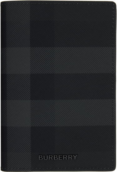 Портфейл Burberry Burberry Check Passport Holder Черно | 8073278, 0