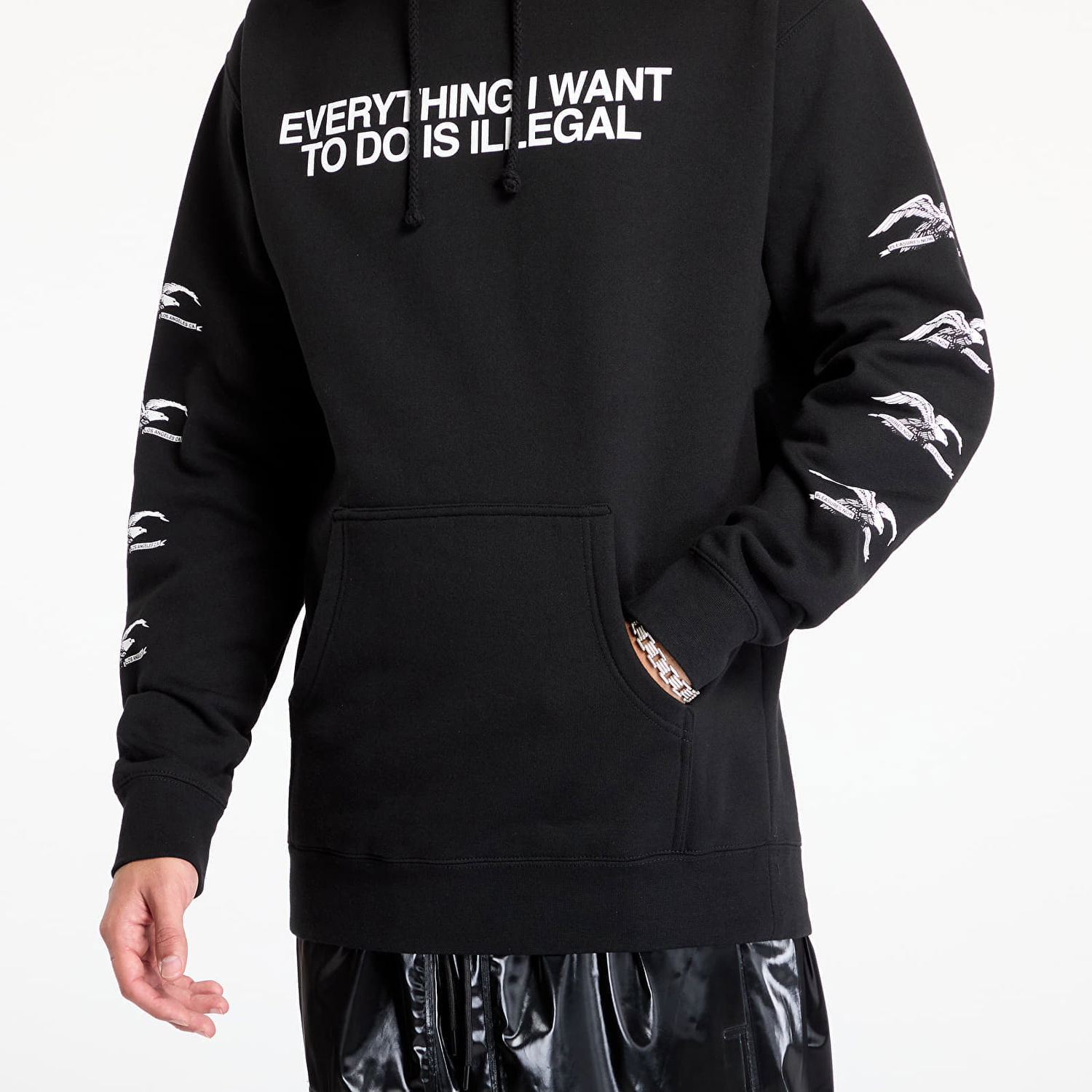 Суитчър Pleasures Illegal Print Hoodie Черно | P24W039 BLACK, 1