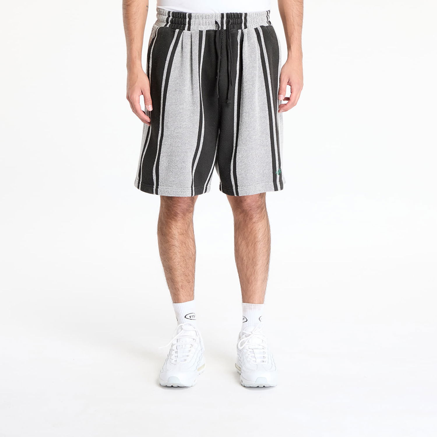 Къси панталони Pleasures PLEASURES Rug Wide Shorts Многоцветен | P25SU028 BLACK, 0