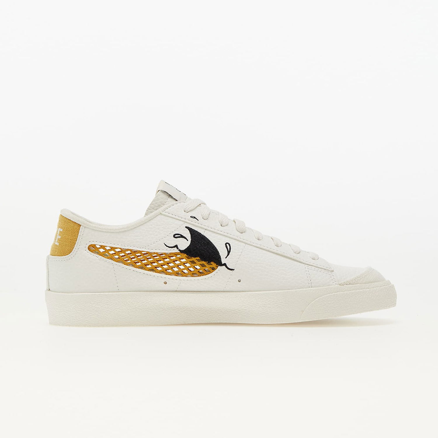 Кецове и обувки Nike Blazer Low '77 SE "Sun Club" Бяло | DM0210-100, 1