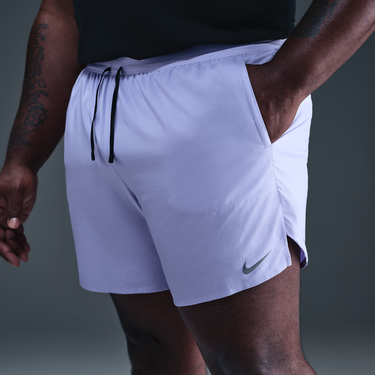 Къси панталони Nike 7" Dri-FIT Stride Running Shorts with Liner Лилаво | DM4761-515, 2