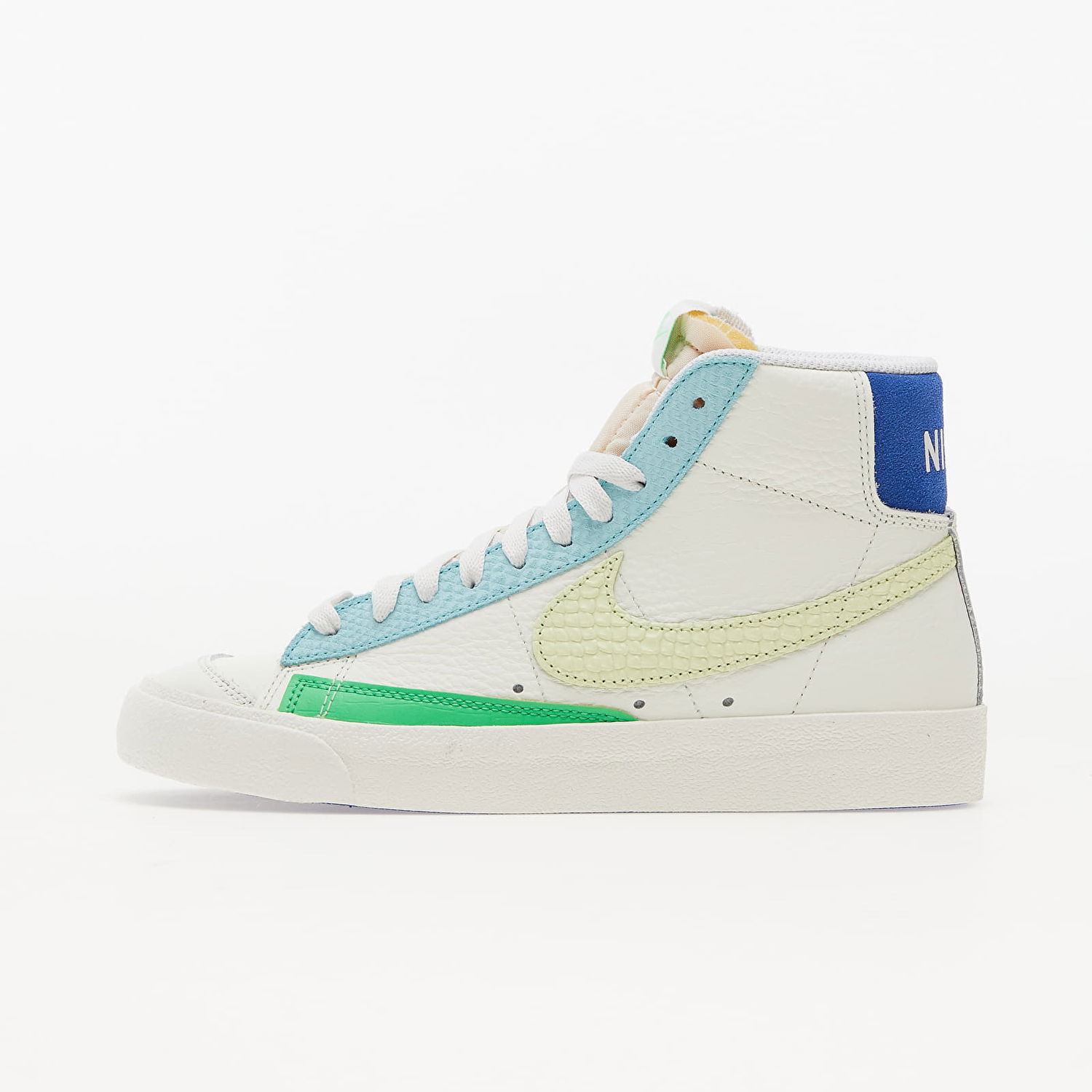 Кецове и обувки Nike Blazer Mid '77 W Бяло | DQ0865-100, 0