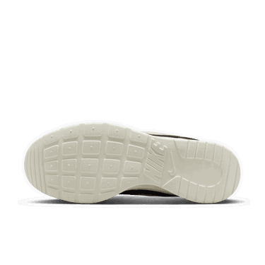 Кецове и обувки Nike Tanjun Ease Shoes Черно | DV7786-002, 1