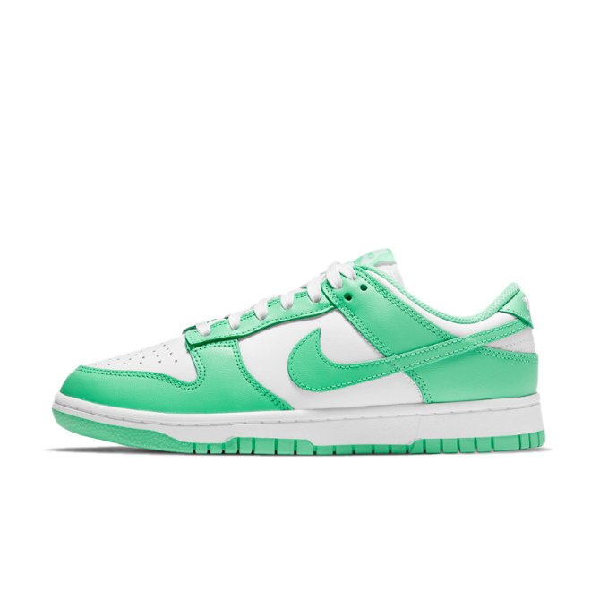 Кецове и обувки Nike Dunk Low "Green Glow" W Зелено | DD1503-105, 0