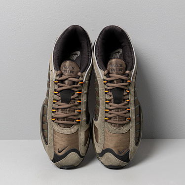 Кецове и обувки Nike Air Max Tailwind LV SE Зелено | CJ9681-300, 3