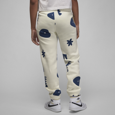 Спортни панталони Jordan Artist Series by Mia Lee Fleece Sweat Pants Бяло | DV2008-133, 2