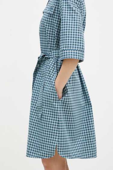 Pокля MAISON KITSUNÉ Maison Kitsuné Double Pocket Mini Oversize Dress Синьо | NW01620WC5015, 4