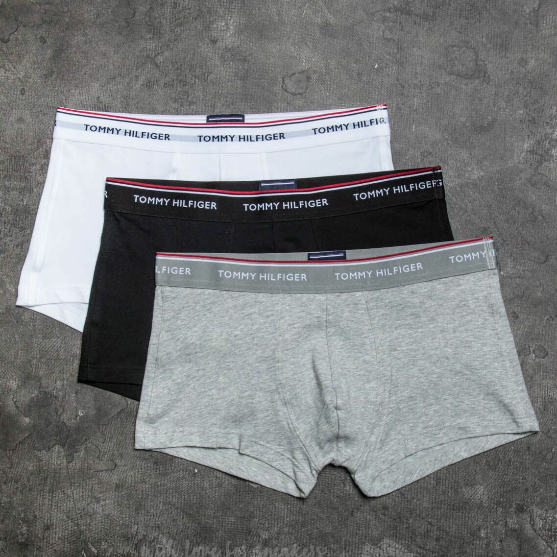 Бельо и чорапи Tommy Hilfiger 3 Pack Low Rise Trunks Многоцветен | 1U87903841 004, 0