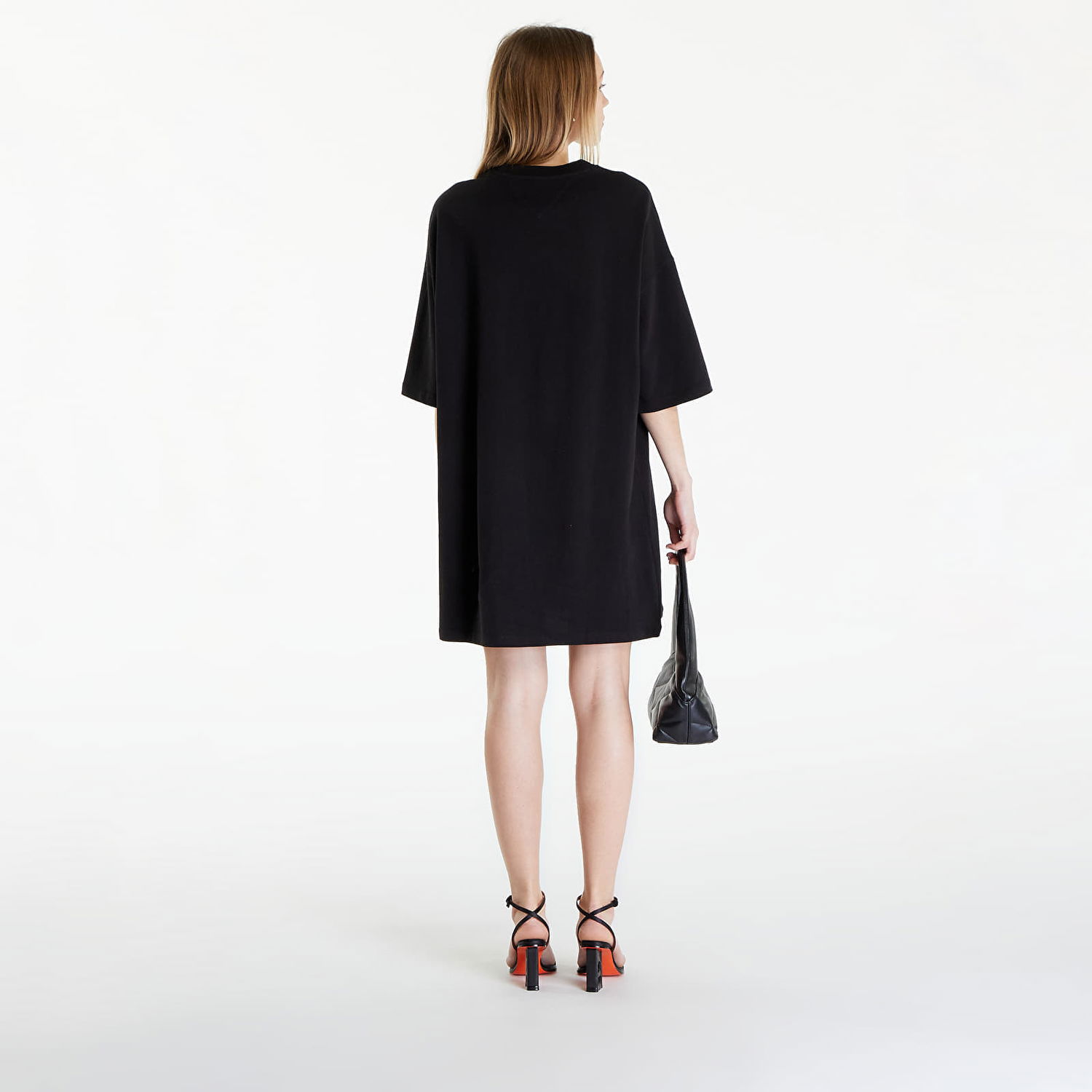 Pокля Tommy Hilfiger Tommy Jeans Badge Tee Dress Черно | DW0DW18145 BDS, 1