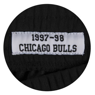 Къси панталони Mitchell & Ness Chicago Bulls NBA Swingman Shorts Черно | SMSHAC18023-CBUBLCK97, 4