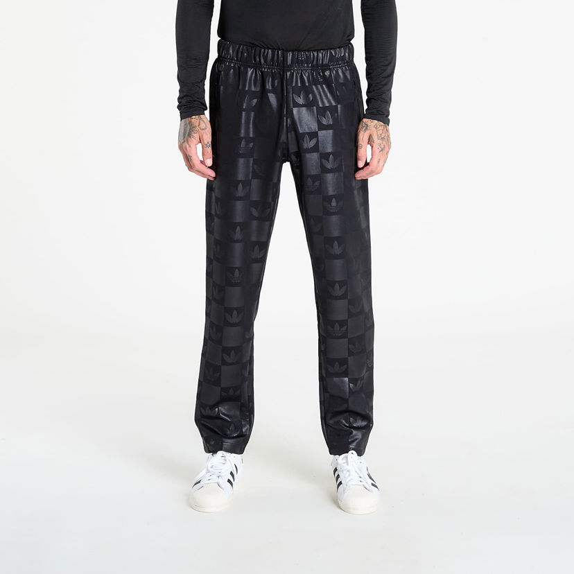 Спортни панталони adidas Originals Monogram All Over Print Regular Track Pants Черно | JY2977