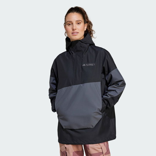 Terrex Xploric 2.5L Climaproof Windbreaker