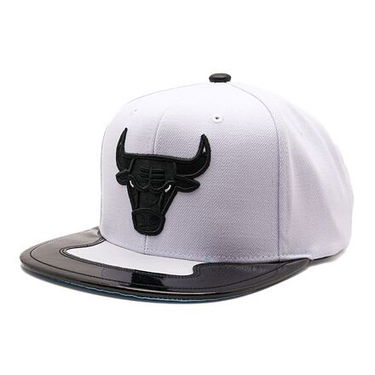 Шапка с козирка Mitchell & Ness Mitchell & Ness Chicago Bulls Day 11 Snapback Hat Бяло | HS8033-CBUWHIT, 0
