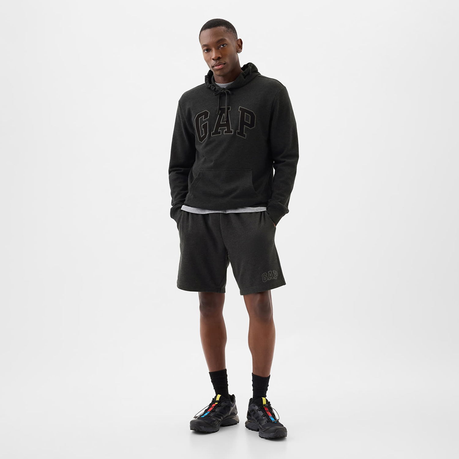 Суитчър GAP French Terry Pullover Logo Hoodie B85 Charcoal Heather Сиво | 868453-00, 1