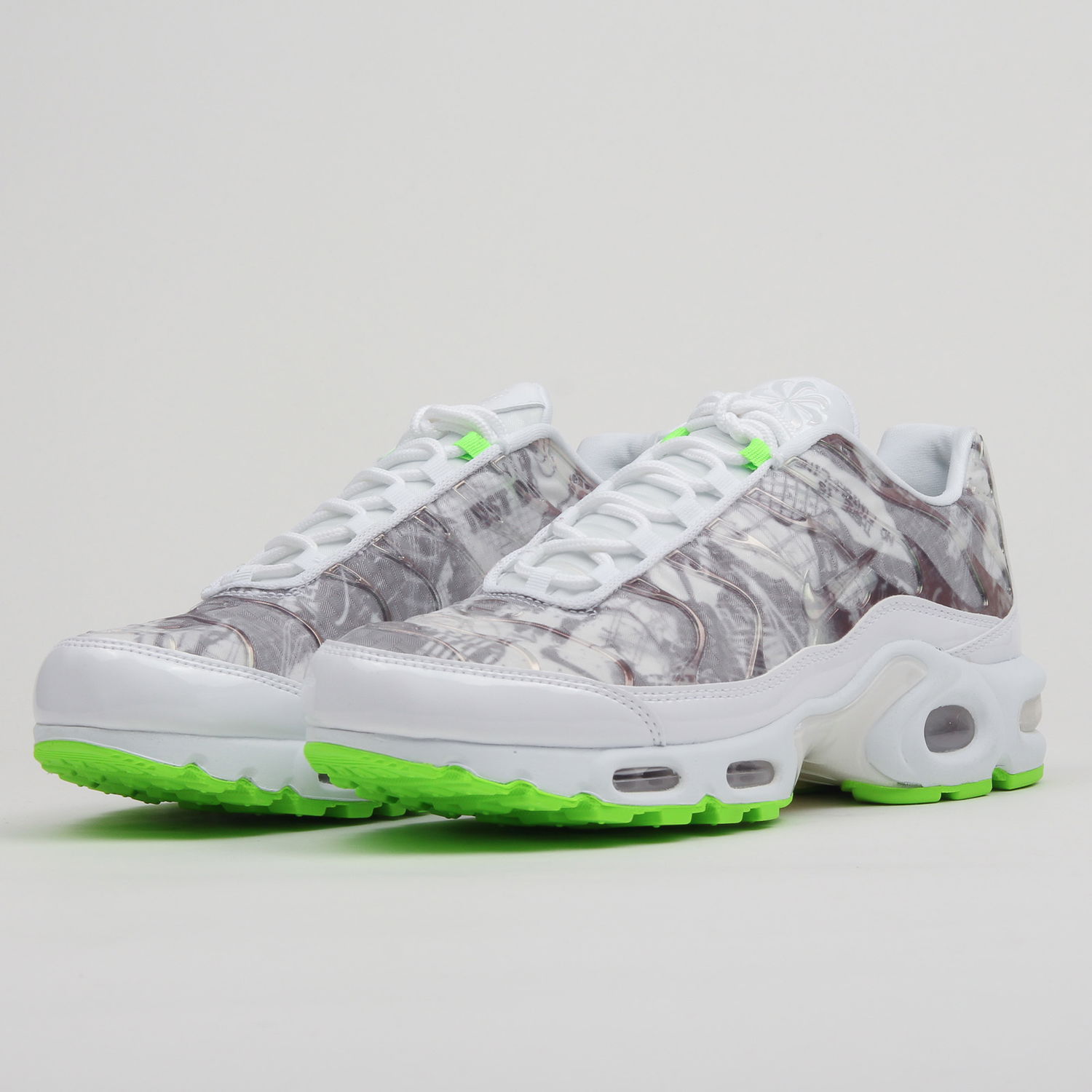 Кецове и обувки Nike W Air Max Plus LX Сиво | BQ4803-100, 1