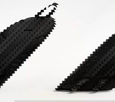 Раница EASTPAK Backpack Черно | EK767008, 2