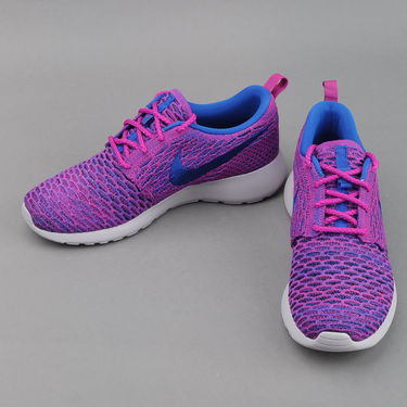 Кецове и обувки Nike Roshe One Flyknit Лилаво | 704927-501, 2