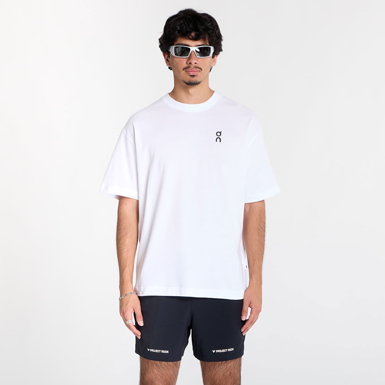 Тениска On Running On Club Tee Court T-Shirt Бяло | 1MF30590629 M, 0